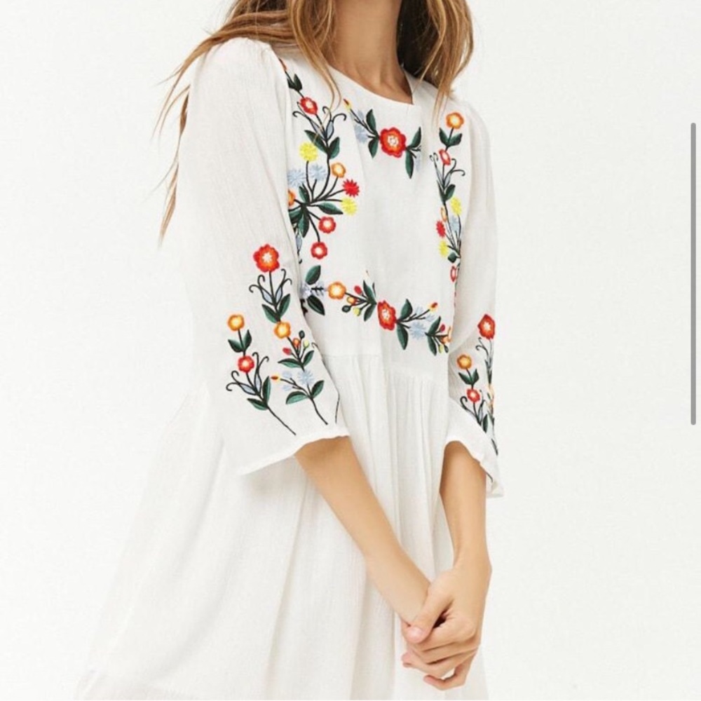 Flower embroidered dress
